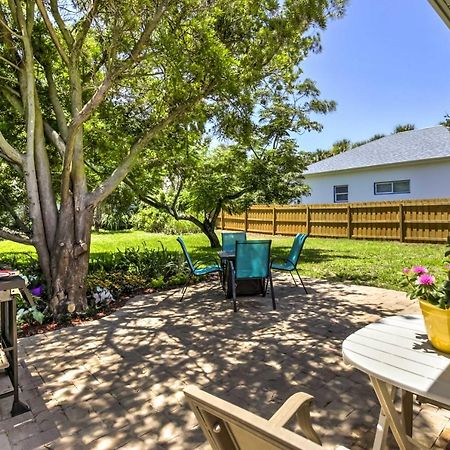 Villa New Smyrna Beach Abode With Fire Pit, Walk To Beach! Extérieur photo