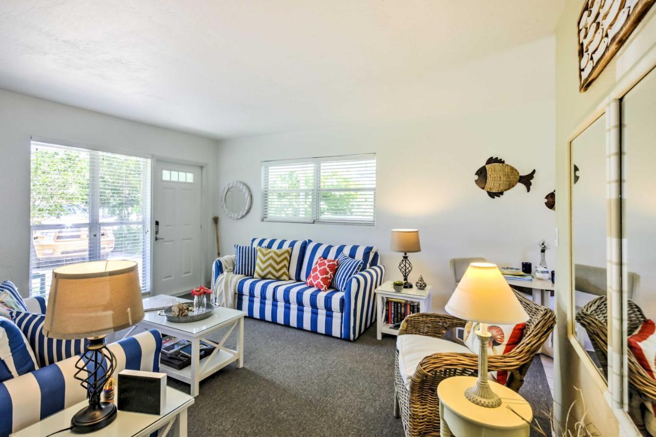 New Smyrna Beach Abode With Fire Pit, Walk To Beach! Extérieur photo