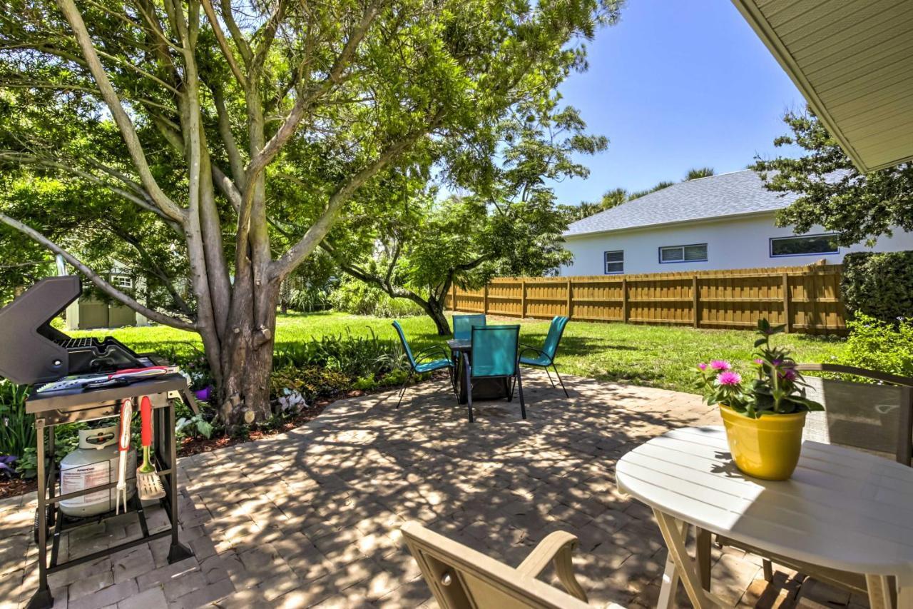 Villa New Smyrna Beach Abode With Fire Pit, Walk To Beach! Extérieur photo